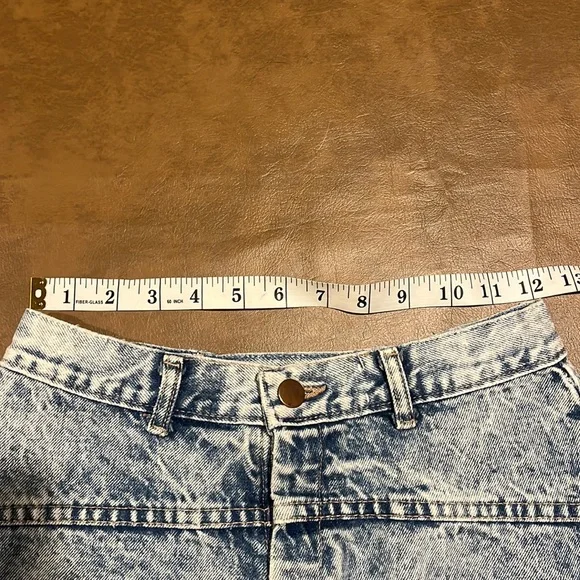 Vintage 80’s Weathered Blues Denim Skirt - Picture 2 of 6